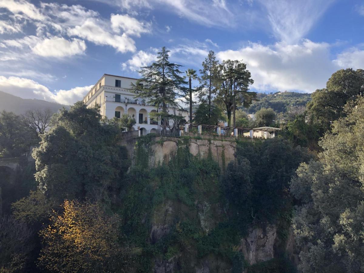 Relais La Rupe Hotel Sorrento Exterior foto