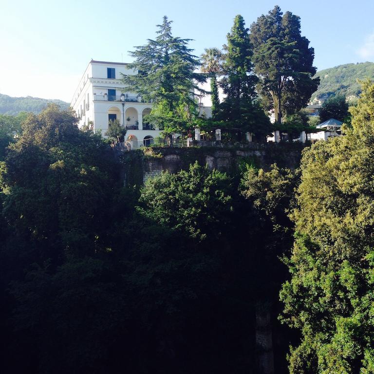 Relais La Rupe Hotel Sorrento Exterior foto